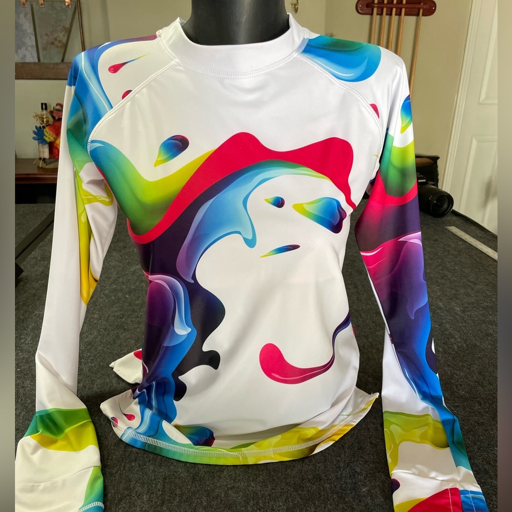 Ladie’s Long Sleeve Top